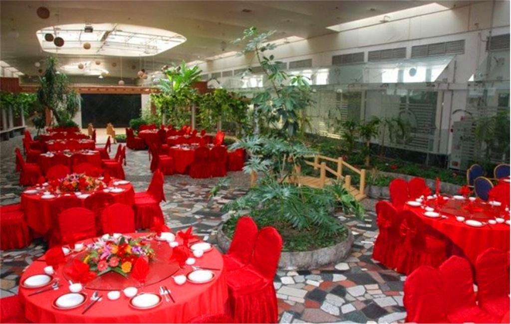 Tianjin Super Garden Hotel Exterior photo